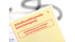 Meldung am ersten Tag zwingend: Ständig krank, AU-Bescheinigung verspätet - Rauswurf rechtens - Foto: Fotolia, PeJo