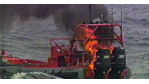 Sci-Fi in der Navy: Schiffslaser schießt Schlauchboot in Brand - Foto: US Navy