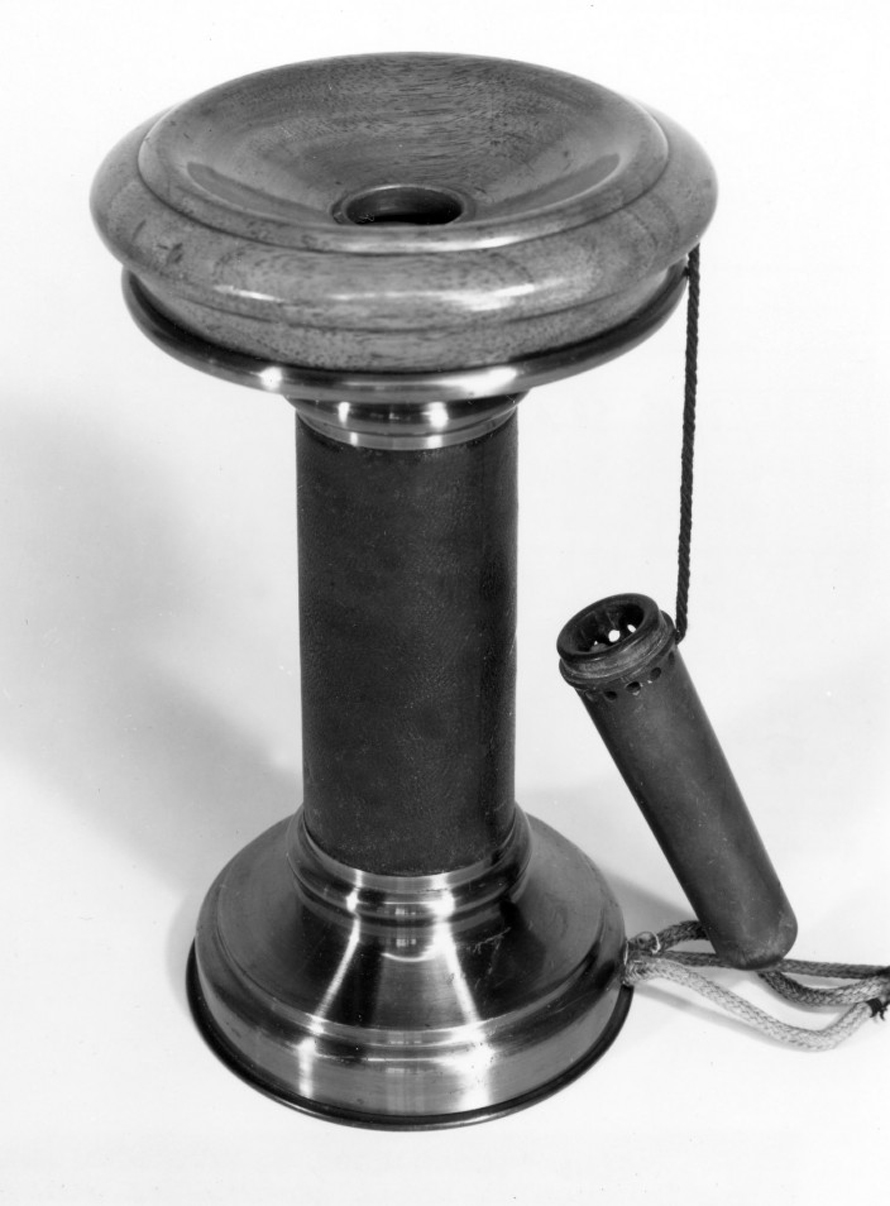 1877_erstes_Telefon