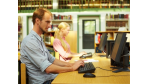Fachlicher Austausch wird erleichtert: Besser lernen mit Netbook und Smartphone - Foto: Fotolia, Robert Kneschke