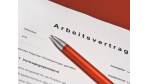 Eigenschaften und Tücken: Was Sie vom Arbeitsvertrag wissen sollten - Foto: Fotolia, Pixelot 
