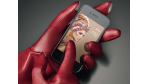 Handschuhe, Hüllen, Design: Last-Minute-Geschenkideen für Smartphone-Nutzer - Foto: Roeckl