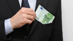 Sicher einkaufen: Falschgeld mit dem Handy erkennen - Foto: Andreas Haertle, Fotolia.com