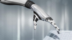 Offshoring-Alternativen : Übernehmen Roboter den IT-Betrieb? - Foto: Willyam Bradberry, Shutterstock.com