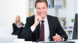 Top-Arbeitgeber, Top-Jobs: Karriereanbahnung auf der Messe - Foto: Picture-Factory, Fotolia.com
