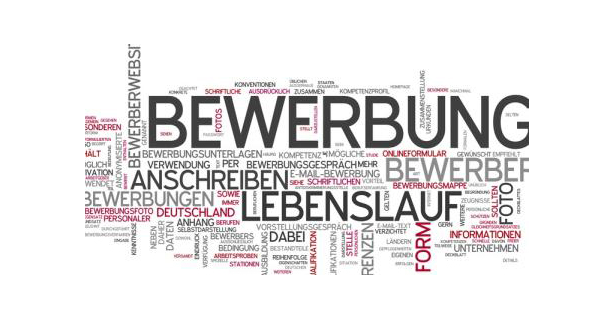 Ob klassisch oder per Mail: Richtig bewerben für Anfänger - Foto: Ben Chams/ Fotolia