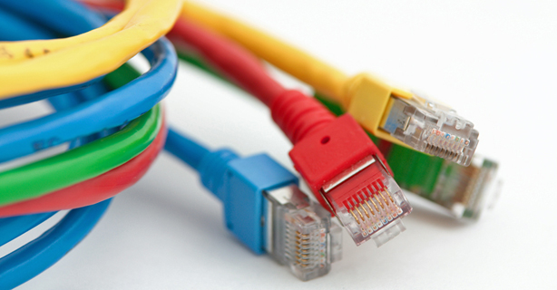Jubiläum für die Netztechnik: Happy Birthday: Das Ethernet wird 40 - Foto: tbcgfoto, Fotolia.com