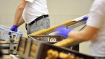 Manager müssen loslassen: Mehr Freiraum statt Kontrolle - Foto: industrieblick - Fotolia.com
