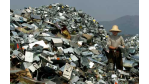 Mülldeponie China: Greenpeace prangert illegale Verschiebung von Elektromüll an - Foto: Greenpeace