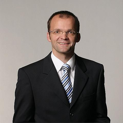 Hartmut Lüerßen: Der Hosting-Markt wird nicht so stark von der Wirtschaftskrise beeinflusst wie das Projektgeschäft.