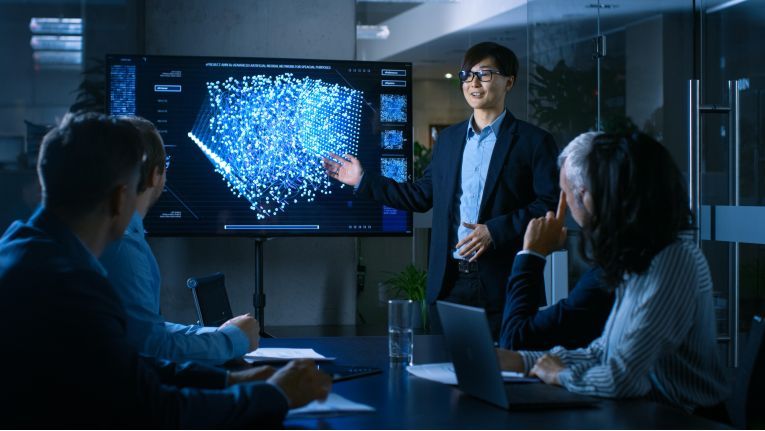 Tipps gegen Fachkräftemangel: So finden und binden Sie Data Scientists