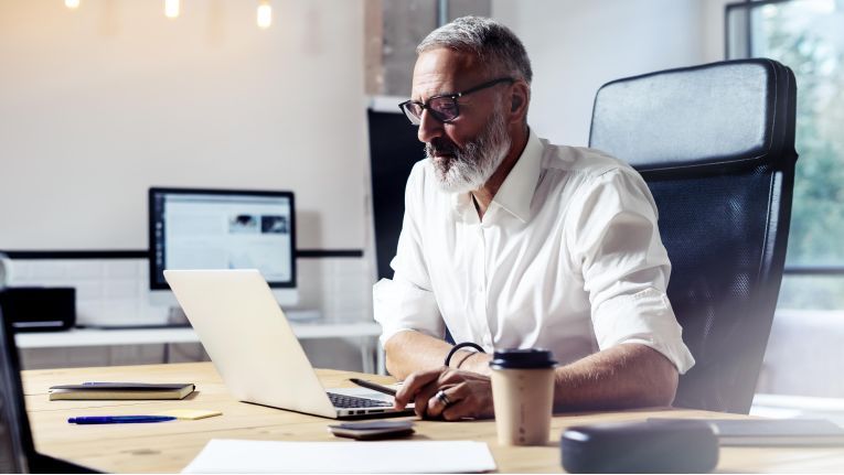 Data-driven Decision Making: 6 Merkmale datengetriebener Unternehmen
