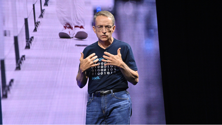 PC-Flaute verhagelt die Bilanz: Intel tritt die Kostenbremse