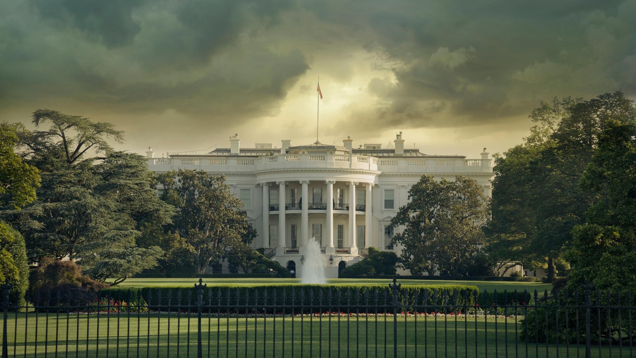 Trump stattet US-Behörden mit exklusiver KI aus | CIO DE