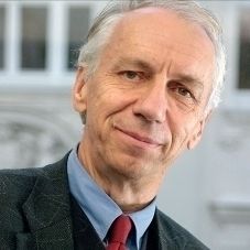 Professor <b>Arnold Picot</b>, Vorstandsvorsitzender des Münchner Kreises. - 890x
